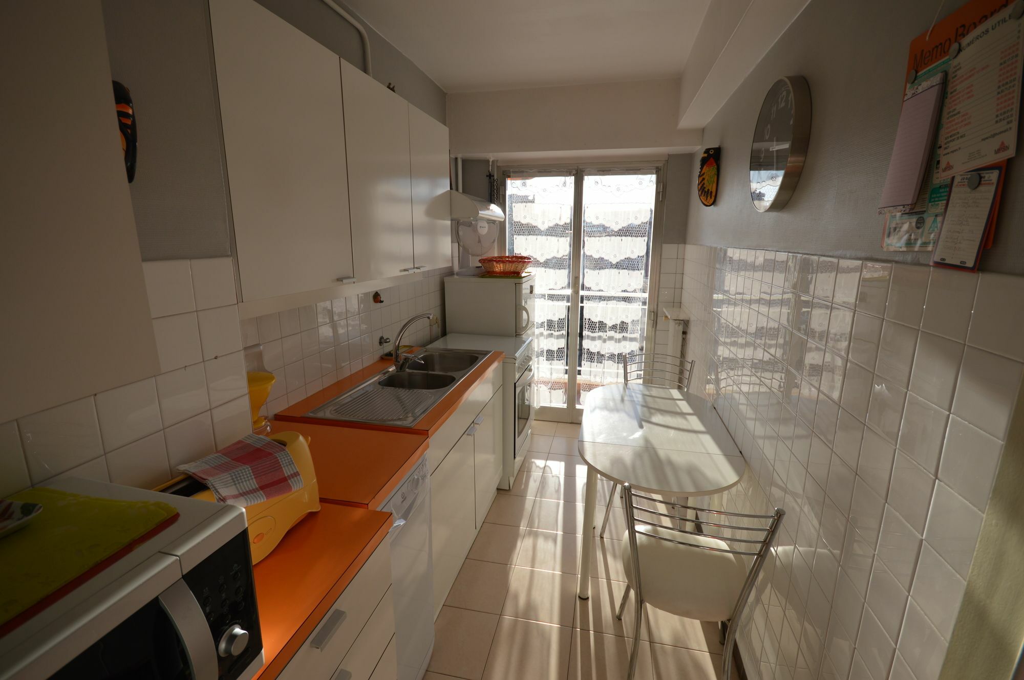 And Well Equipped One-bedroom Flat Marie Antoinette *